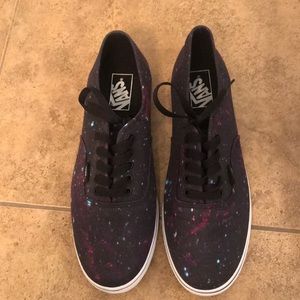 BRAND NEW Vans women’s 10 / men’s 8.5